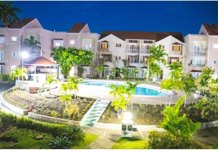 Fisherman'S Point Beach-Front Condomania Ocho Rios Dış mekan fotoğraf