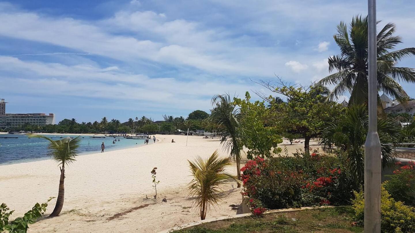 Fisherman'S Point Beach-Front Condomania Ocho Rios Dış mekan fotoğraf