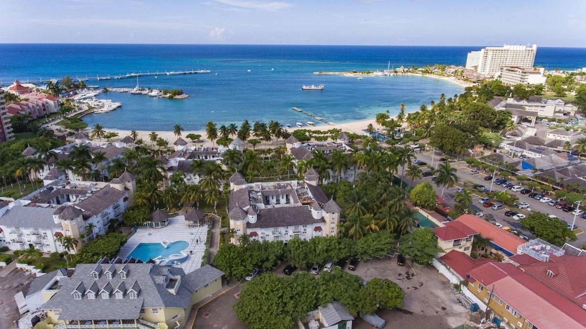 Fisherman'S Point Beach-Front Condomania Ocho Rios Dış mekan fotoğraf
