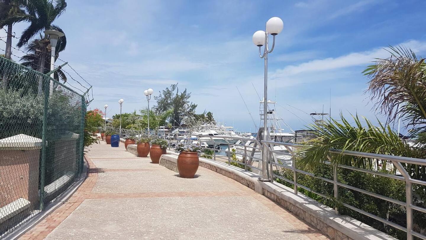 Fisherman'S Point Beach-Front Condomania Ocho Rios Dış mekan fotoğraf